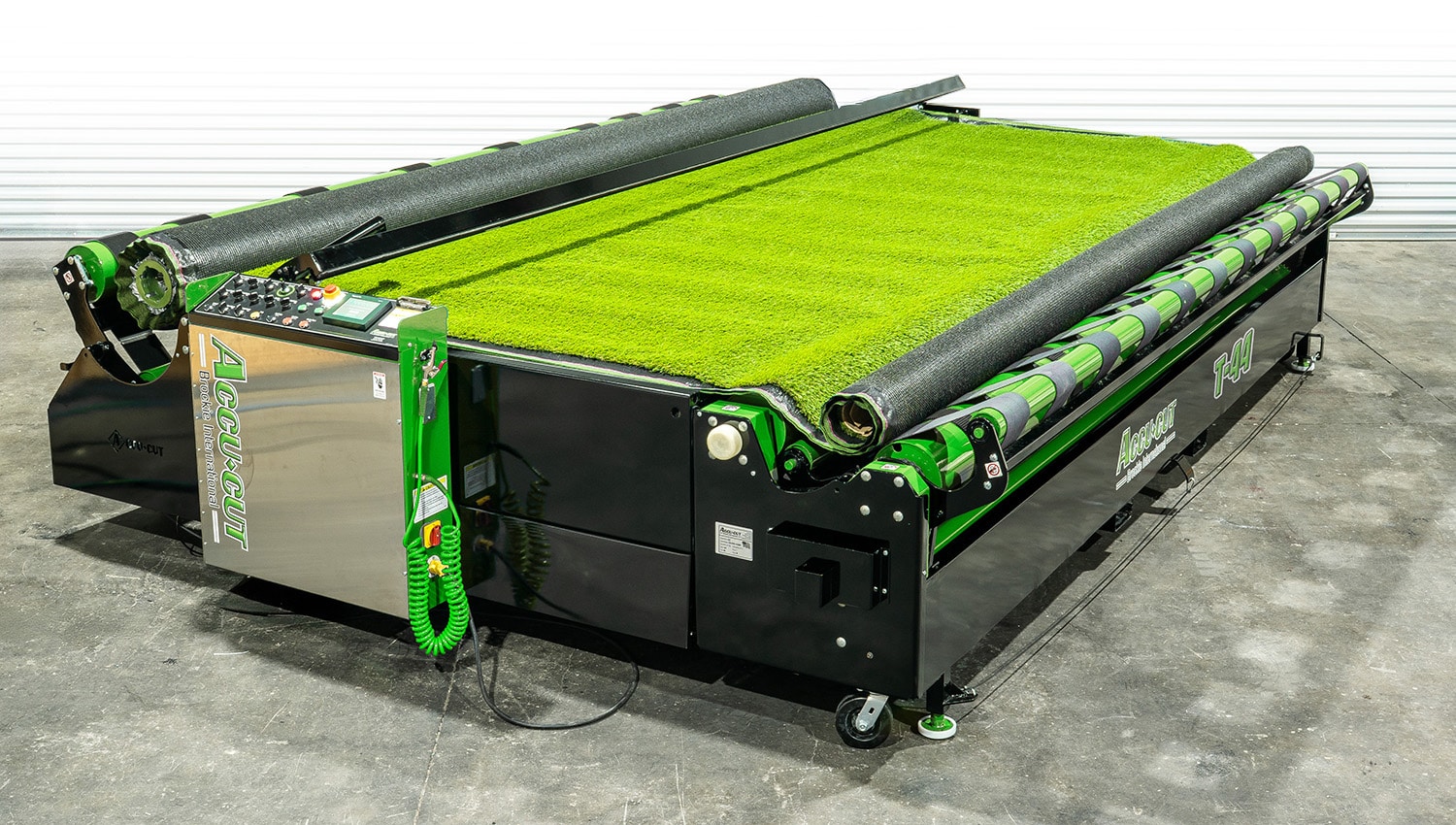 T-44-Turf-Cutting-Machine-0450 T-44 Turf Cutting Machine